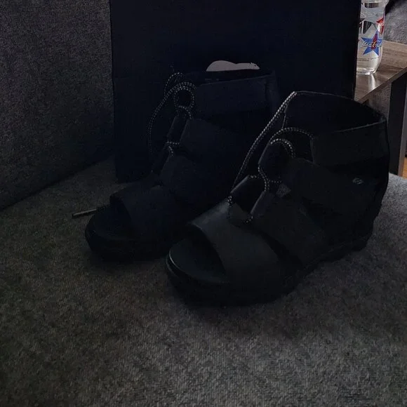 Wedge Sandals - Picture 5 of 5